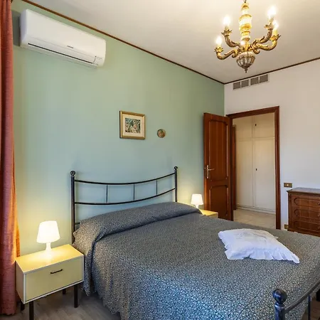 Apartment Casa Cesarina Massa (Tuscany)
